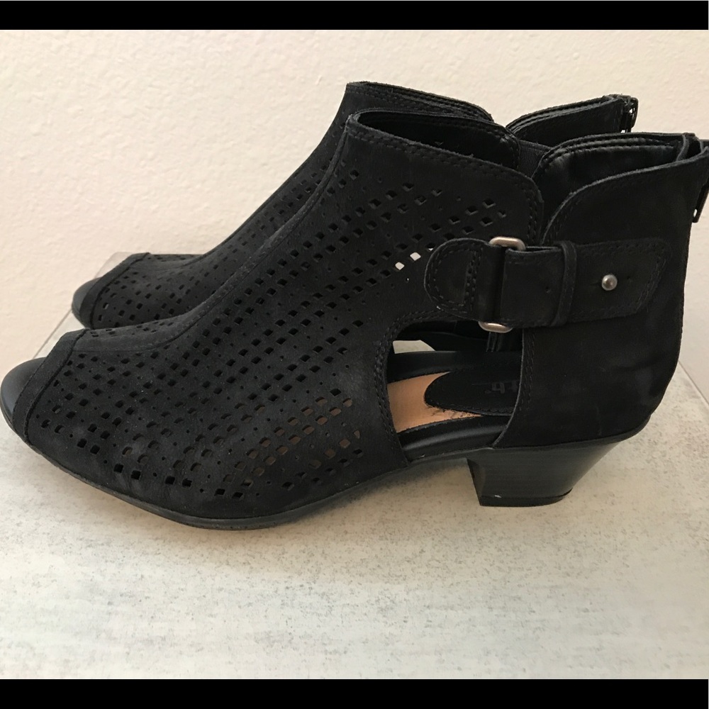 Earth open toe suede bootie